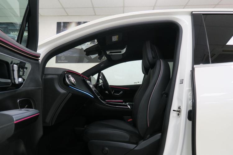 Used Mercedes-Benz EQE KJ23YHG 9