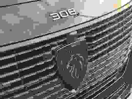 Peugeot 308 Photo at-00b2159646a44fae8e95a05654328805.jpg