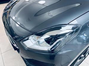 Suzuki Swift Photo 10