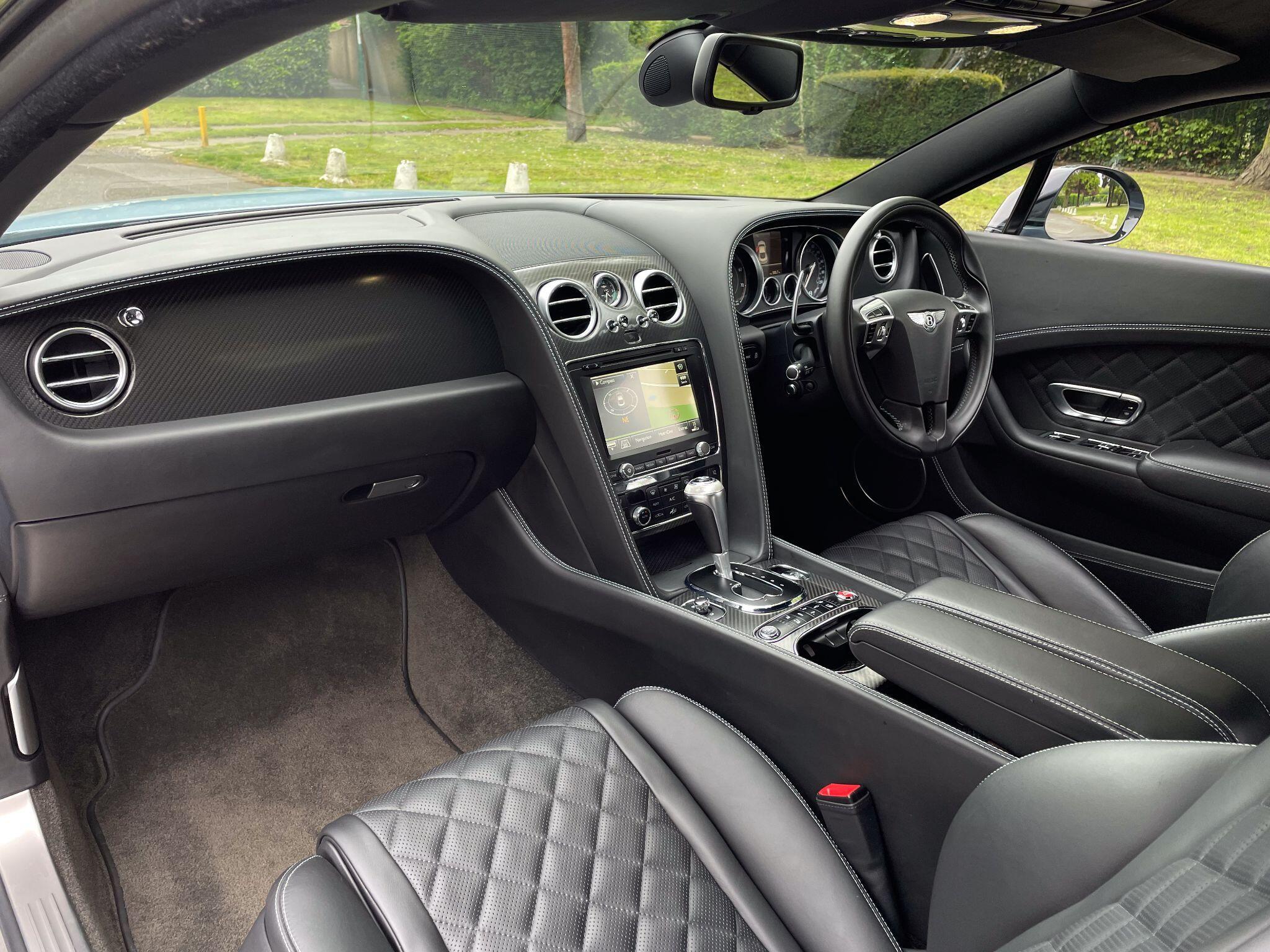 Bentley Continental 4.0 V8 GT S Coupe 2dr Petrol Auto 4WD Euro 6 (528 ps) — photo 11