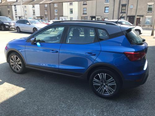 SEAT Arona Photo at-00cde7a7733d4fd9af083f70a5c1fa31.jpg
