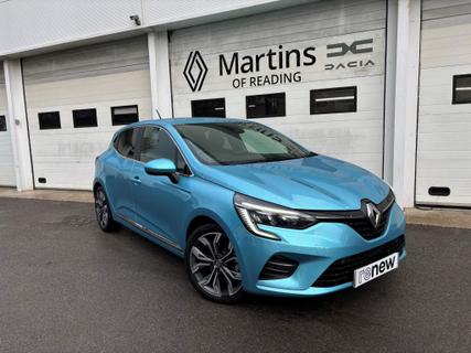 Used 2021 Renault Clio 1.6 E-TECH S Edition Auto Euro 6 (s/s) 5dr at Martins Group