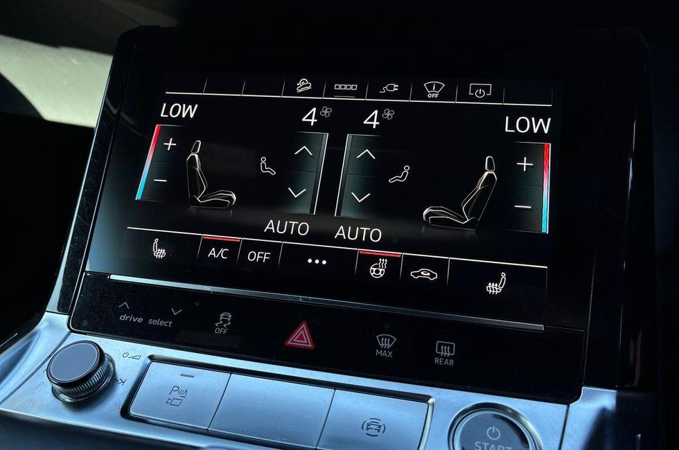 Audi e-tron Photo at-0100e3c121a64972a6e61d175adcb745.jpg