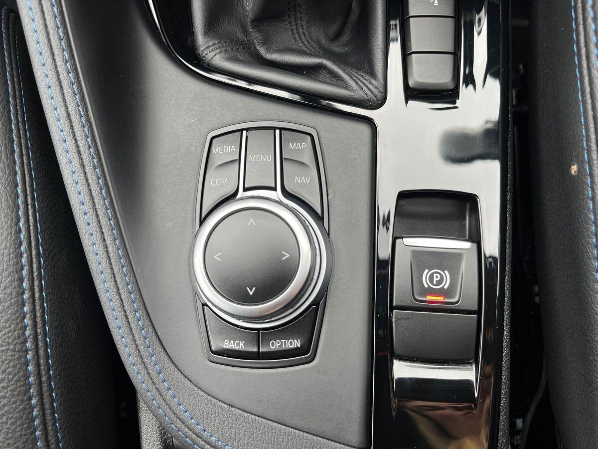 BMW X1 Photo 38