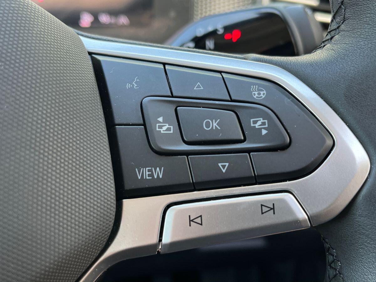 Volkswagen Tiguan Photo at-012cc9784b94478fb33f666cf52fe55f.jpg