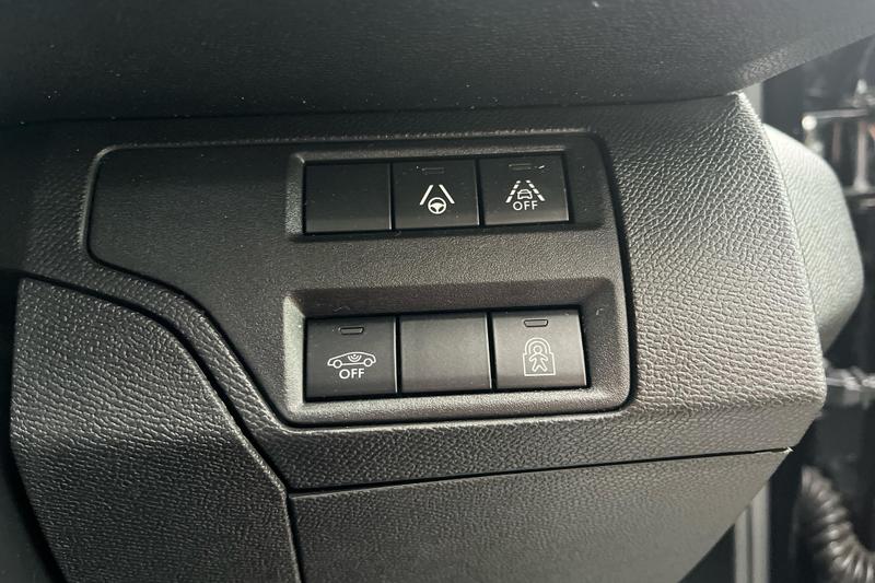 Used Peugeot 3008 KS23NTC 27