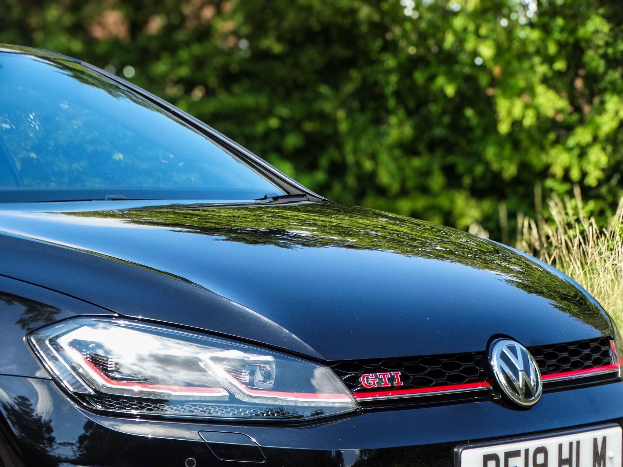 Volkswagen Golf 2.0 TSI GTI Performance Euro 6 (s/s) 5dr — photo 9