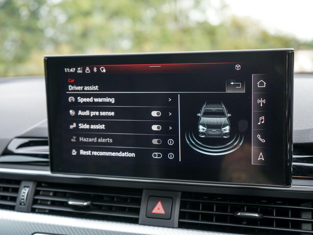 Used Audi RS4 Avant LD22EVY 33