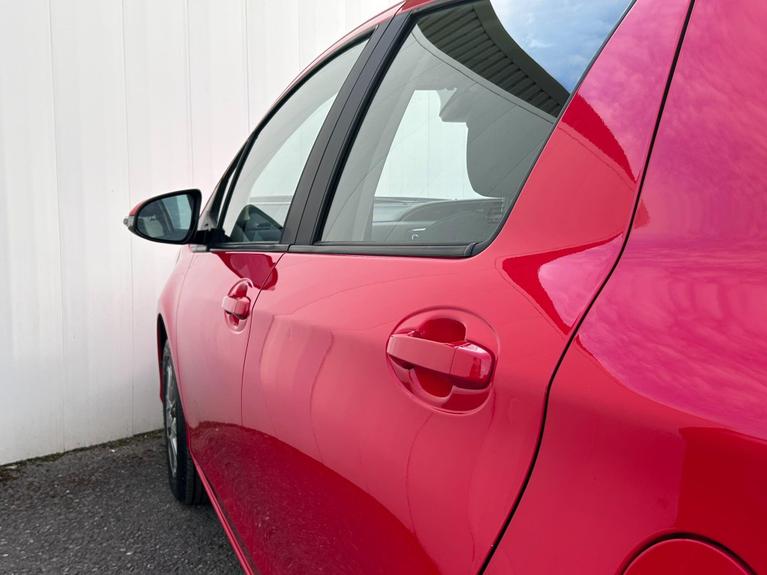 Used Toyota Yaris YL67BXX 28