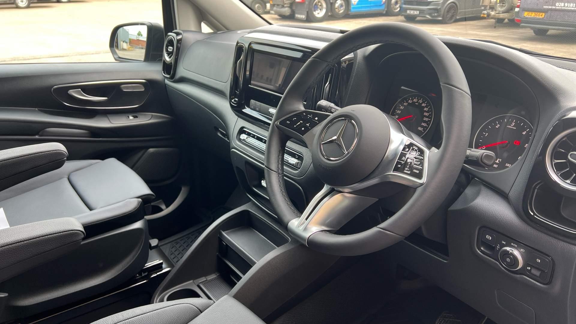 Used ~ Mercedes-Benz Vito 2.0 119 CDI SELECT Crew Van 5dr Diesel G 