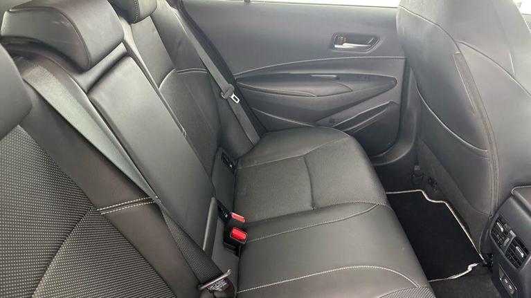 Used Toyota Corolla FL25HYK 13