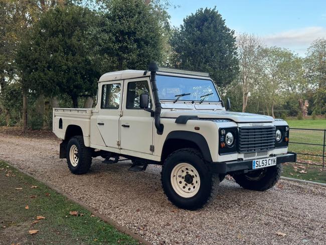 Used Land Rover Defender 130 SL53CYK 1