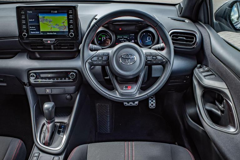 Used Toyota Yaris WU73OPO 9