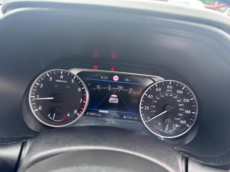 Used Nissan Juke DN73XEG 23
