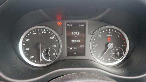 Mercedes-Benz Vito Photo at-020cf9217a3f4707bbb67d69cc13c7ef.jpg