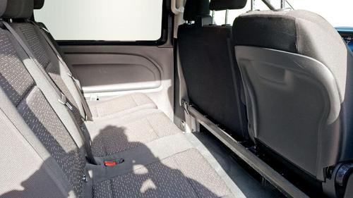 Mercedes-Benz Vito Photo at-02232c43387f4a9d9e18ef2e4b4fa4c8.jpg