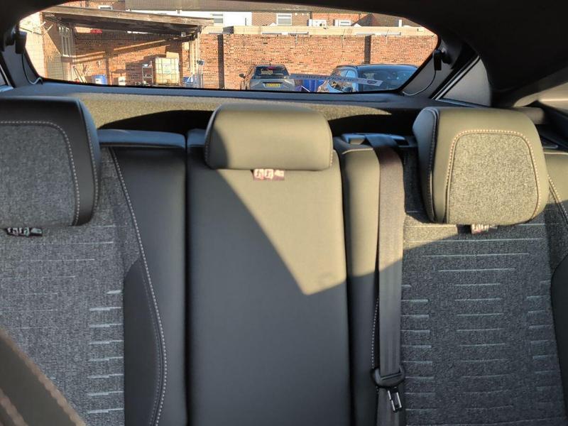 Used Peugeot 3008 202511208016055 15