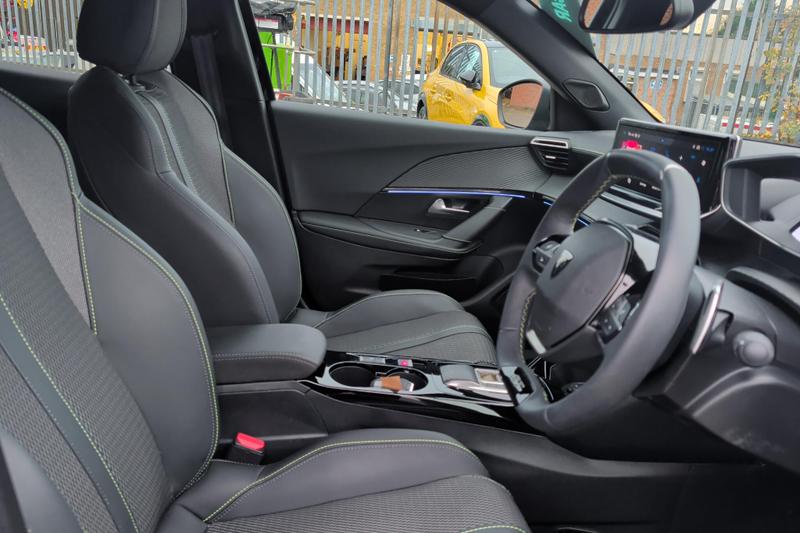 Used Peugeot 2008 KO74ZJV 9