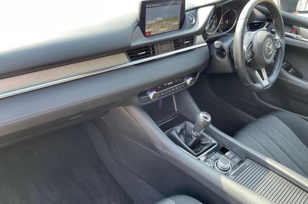 Mazda 6 Photo at-02437b152ebc4b4585b248e6e3f2f61f.jpg