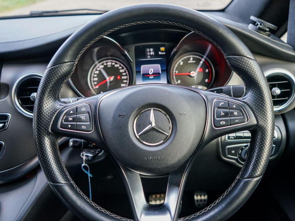 Used Mercedes-Benz V Class FY16YXD 7