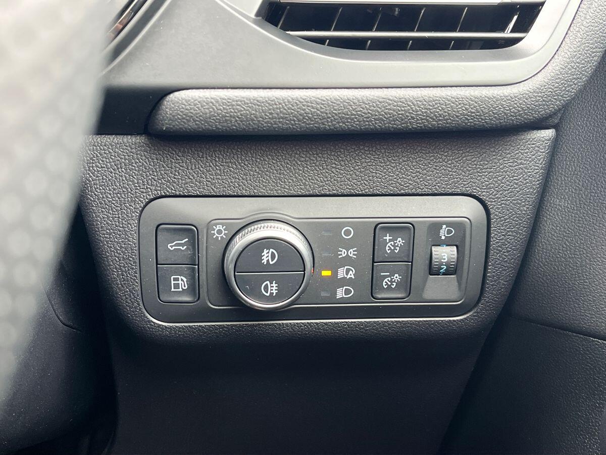 Ford Kuga Photo 38
