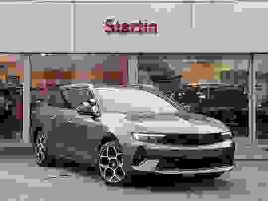 Vauxhall Astra Photo at-027c3cfd2a824fae811740543080b4a8.jpg