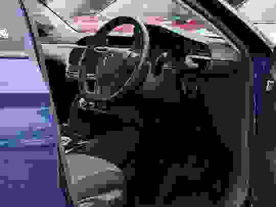 Vauxhall Corsa-e Photo at-027d6dadc3cf4ee4a445362f6670834f.jpg