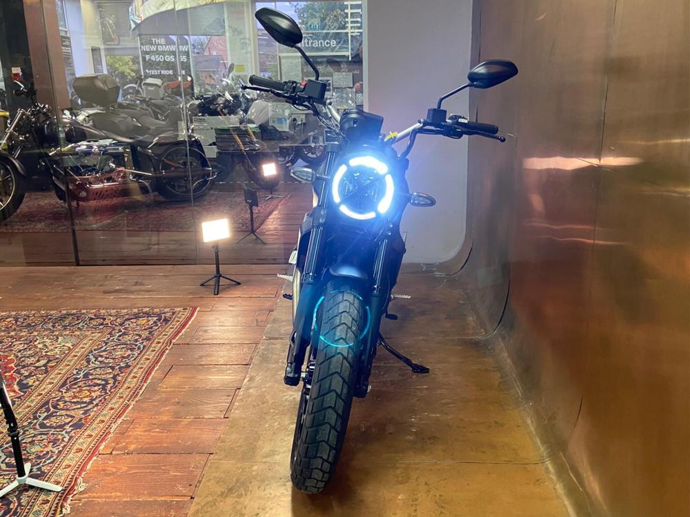 Ducati Scrambler 800 Photo at-027e61508b0244f88ce2eaa86411925c.jpg