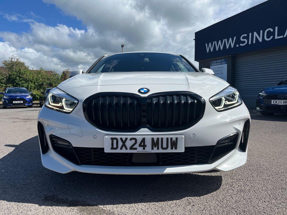 BMW 1 Series Photo 22