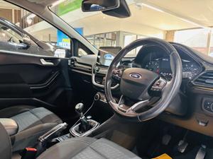 Ford Fiesta Photo 20