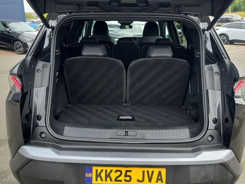 Used Peugeot 5008 KK25JVA 18