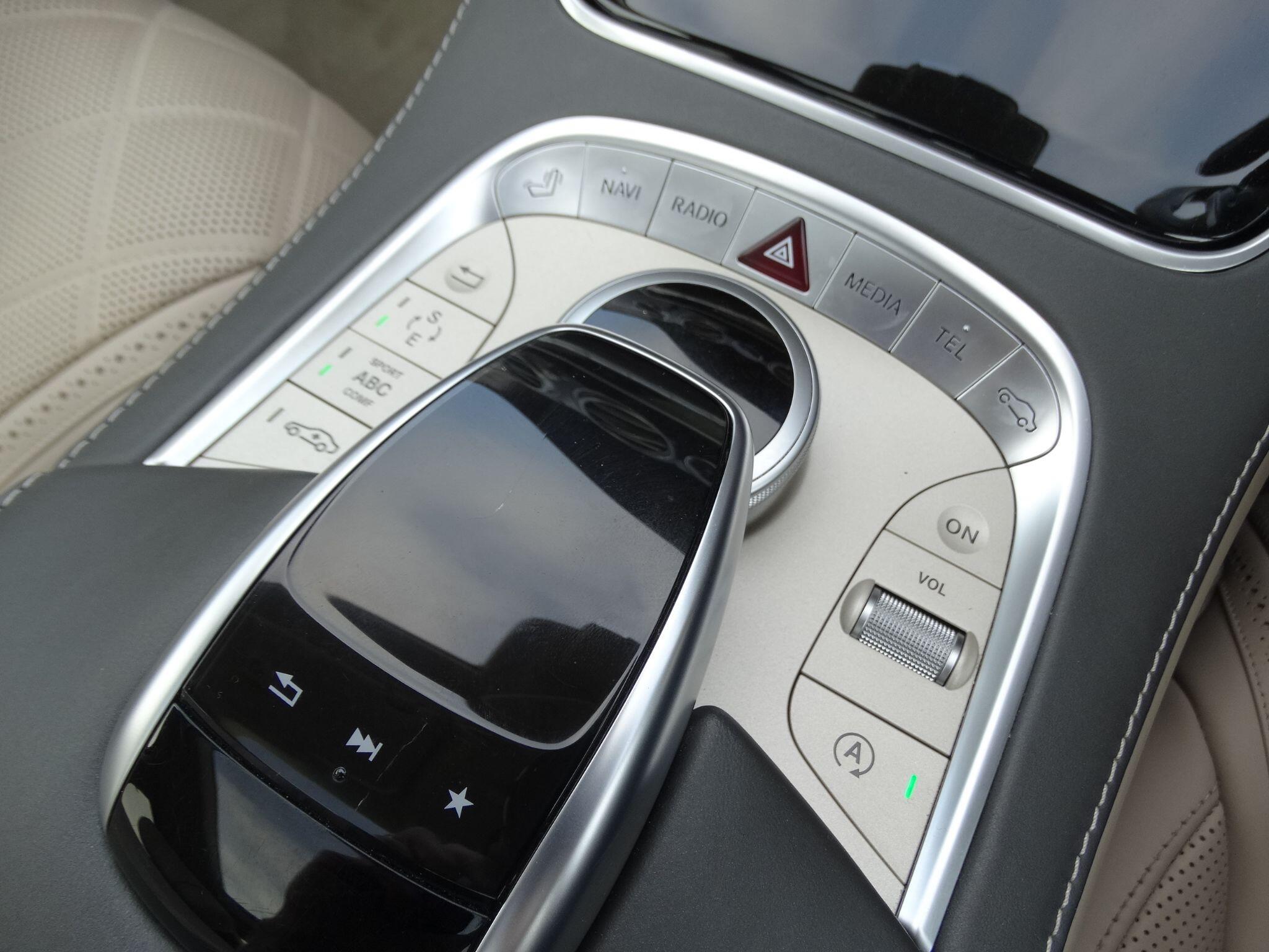 Mercedes-Benz Maybach S Class 6.0 S600 V12 Maybach G-Tronic+ Euro 6 (s/s) 4dr — photo 47