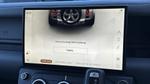 Land Rover Defender Photo 23