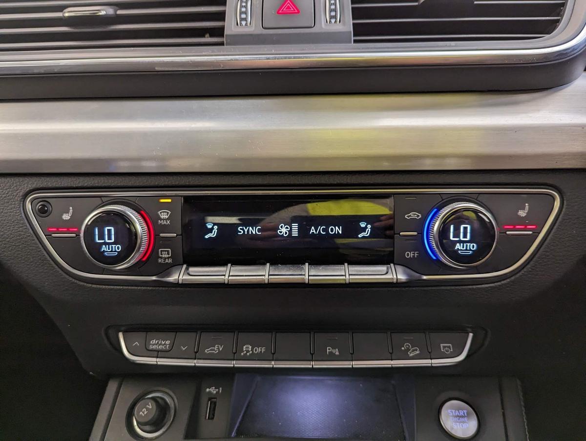 Audi Q5 car dashboard sun protection mat central control modified