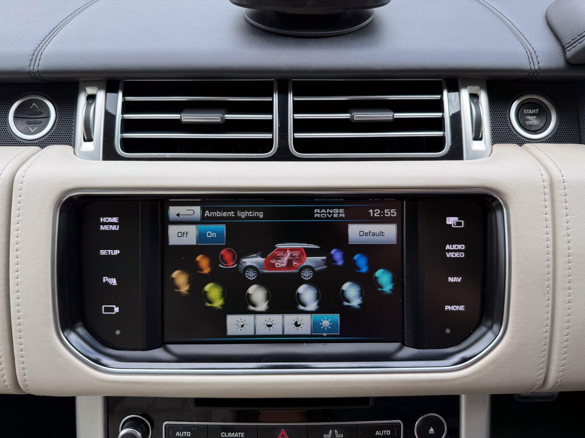 Land Rover Range Rover 4.4 SD V8 Autobiography Auto 4WD Euro 5 5dr — photo 32