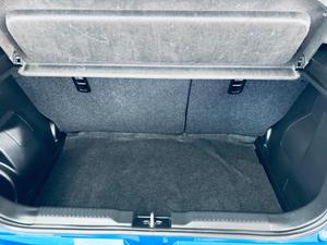 Suzuki Swift Photo 22