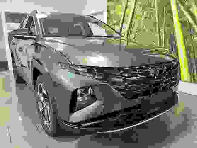 Used ~ Hyundai TUCSON 1.6 h T-GDi Premium Auto Euro 6 (s/s) 5dr Amazon Grey at West Riding