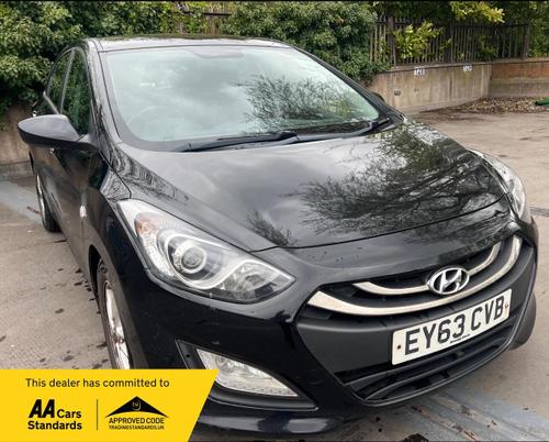 2013 HYUNDAI I30 1.6 CRDI BLUE DRIVE ACTIVE EURO 5 S S 5DR DIESEL 119,163... photo