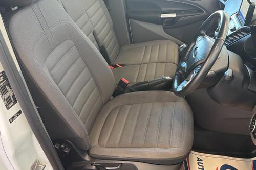 Ford TRANSIT CONNECT Photo at-039d667fd3fb485b85cb267eaa05bd8c.jpg