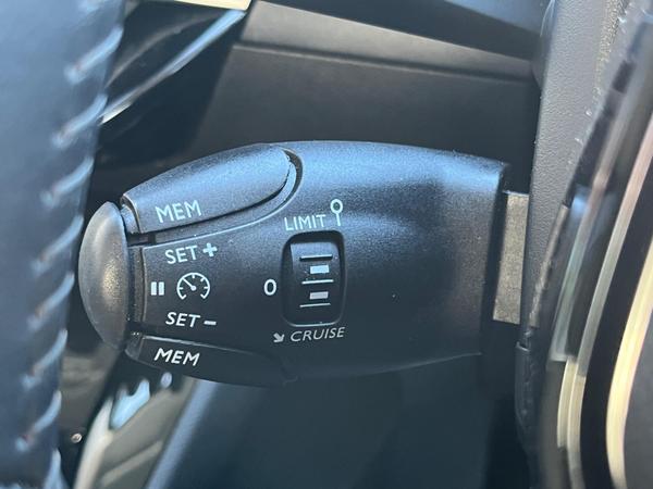 Used Peugeot 208 HSZ3021 42