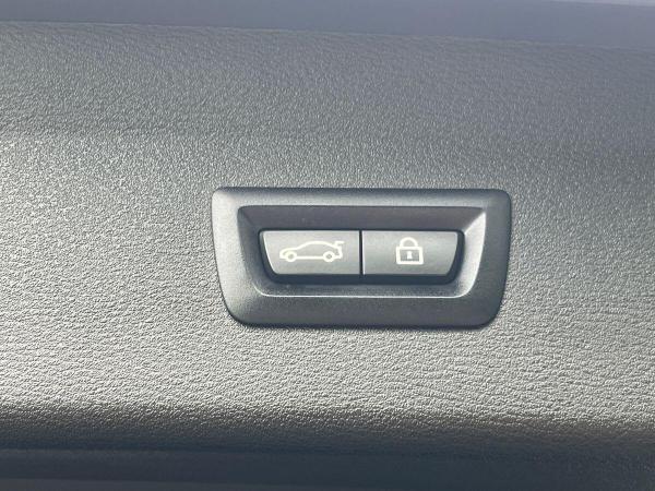 BMW X1 Photo at-03a8a2af692a4d7da4cbb63073e5fdcb.jpg