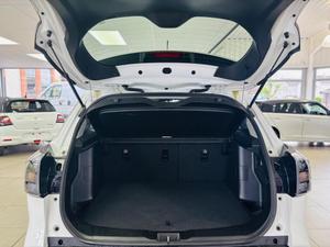 Suzuki S-Cross Photo 23