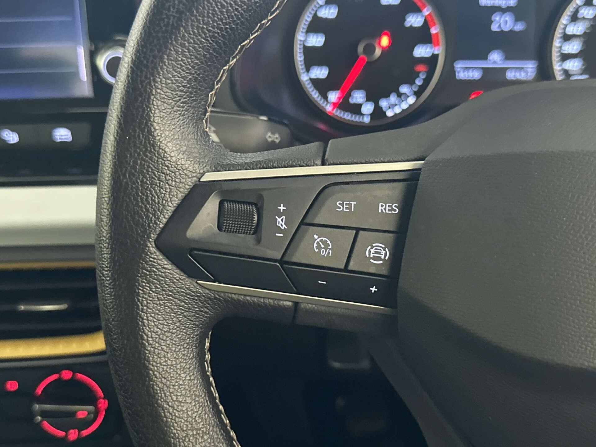 2023 SEAT Ibiza thumbnail 18