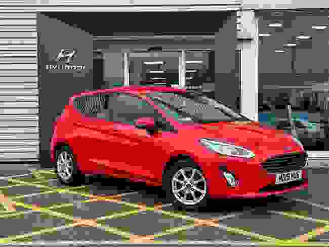 Used 2019 Ford Fiesta 1.1 Ti-VCT Zetec Euro 6 (s/s) 5dr Red at West Riding