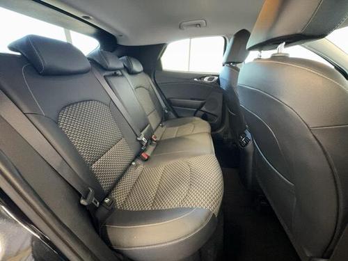 Kia XCEED Photo at-03d5a8ff268b4dc3b48cd9277b01c92f.jpg