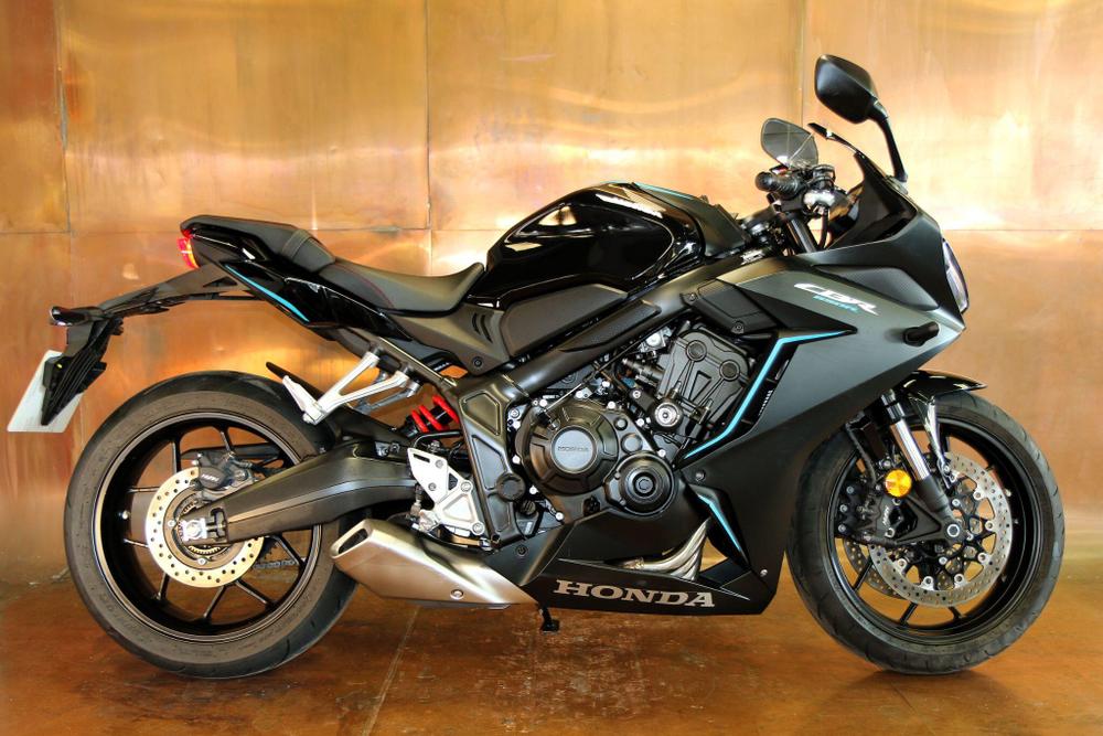 Honda CBR650R Photo at-03de877d0b8649a99645836d59239e42.jpg