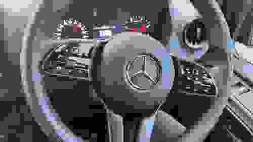 Mercedes-Benz Sprinter Photo at-03e1036953fc41359f54d6892ca40c65.jpg