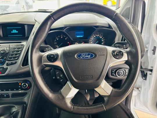 Ford Transit Connect Photo at-03e10e747ce44e228b33b93ef08cf33d.jpg