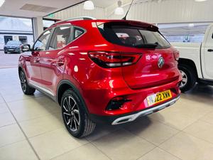 MG MG ZS Photo 4
