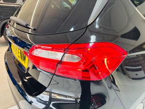 Ford Fiesta Photo 15